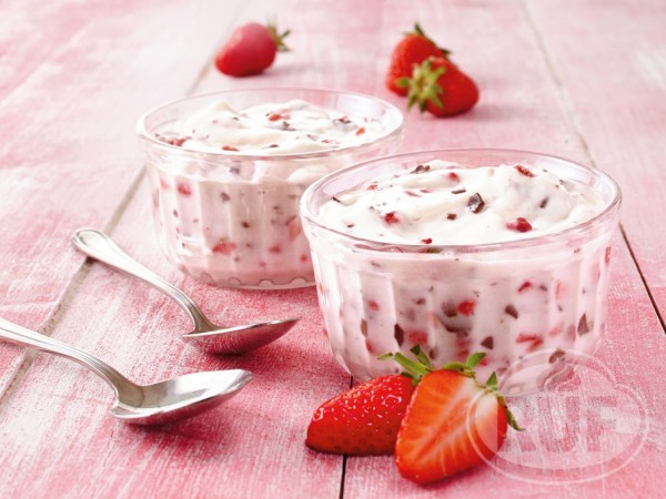Verwöhn Dessert Joghurt Erdbeere 70g